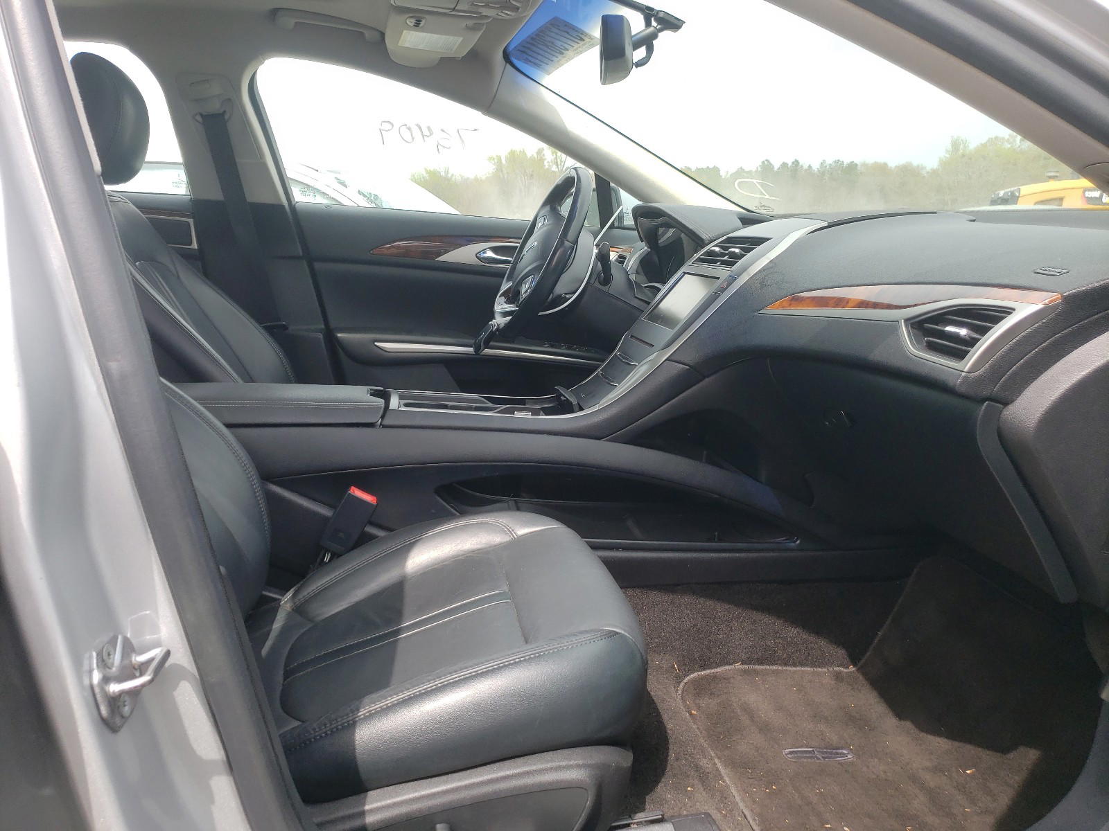 Photo 5 from auction – 2015 LINCOLN MKZ with VIN 3LN6L2G96FR618087