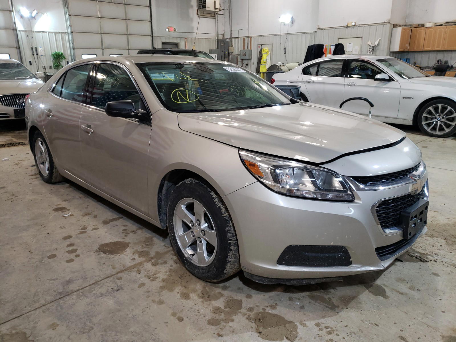 CHEVROLET MALIBU 2015 with VIN 1G11B5SL8FF266772 - Photo from auction