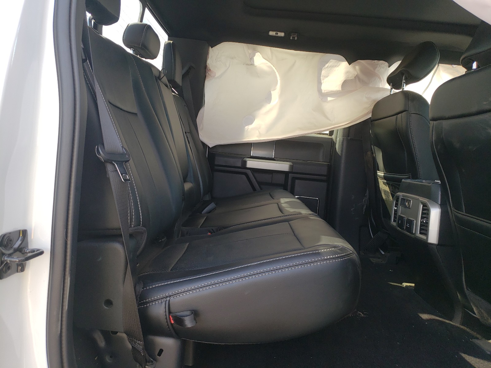 Photo 6 from auction – 2019 FORD F150 SUPER with VIN 1FTFW1E40KKD56157