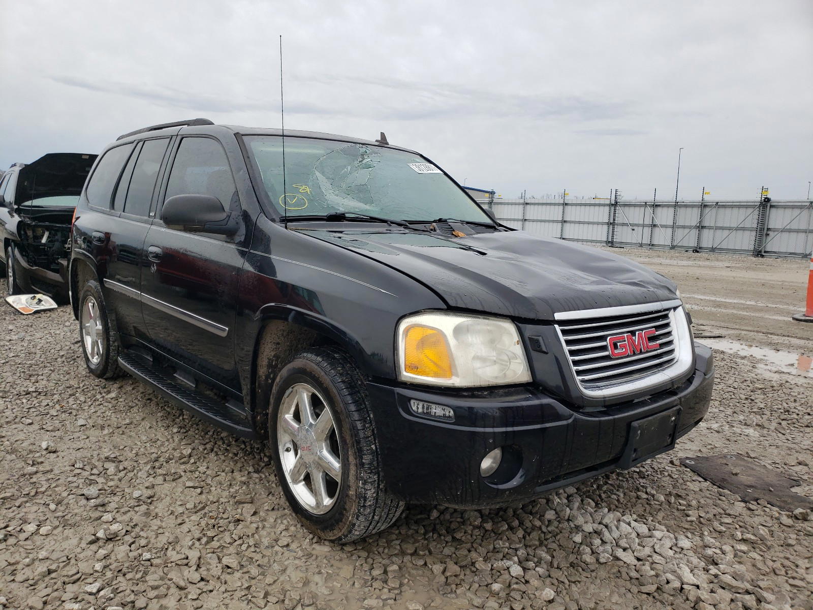 GMC ENVOY 2008 with VIN 1GKDT13S282112850 - Photo from auction