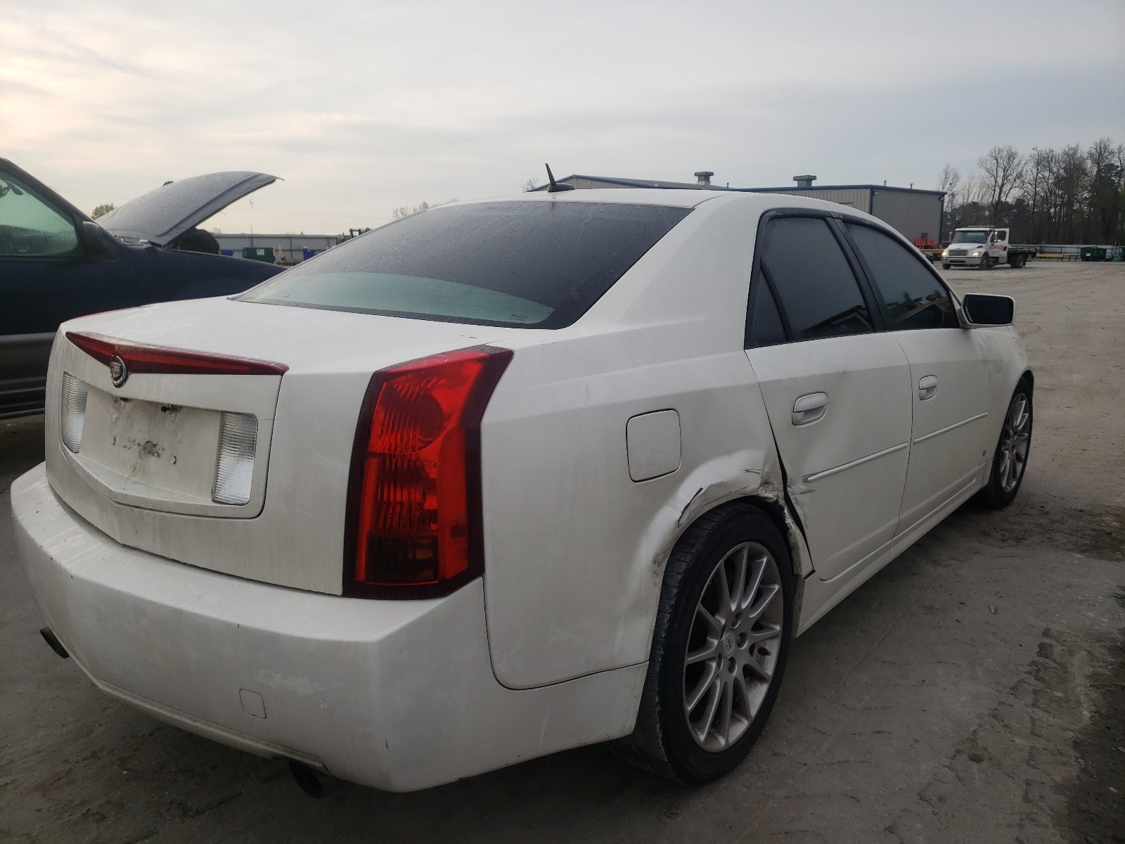 Photo 4 from auction – 2007 CADILLAC CTS HI FEA with VIN 1G6DP577270118903