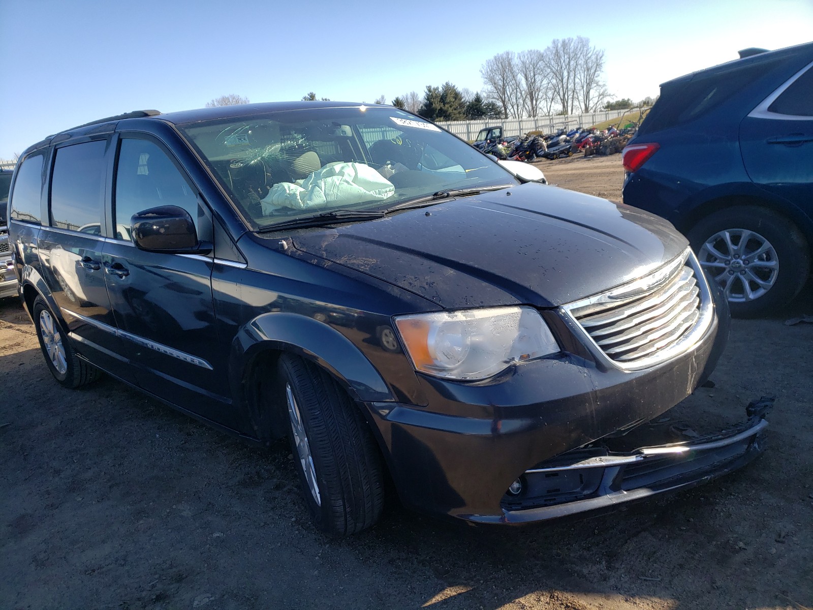 CHRYSLER TOWN & COU 2014 with VIN 2C4RC1BGXER191843 - Photo from auction