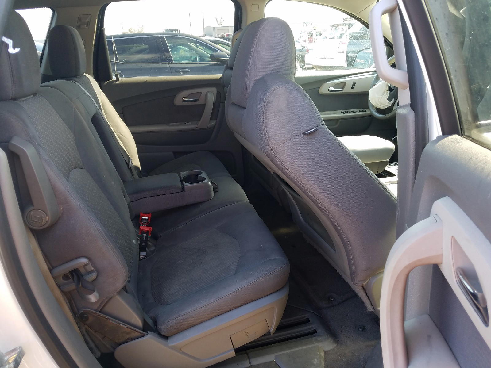 Photo 6 from auction – 2012 CHEVROLET TRAVERSE L with VIN 1GNKRFED9CJ237802