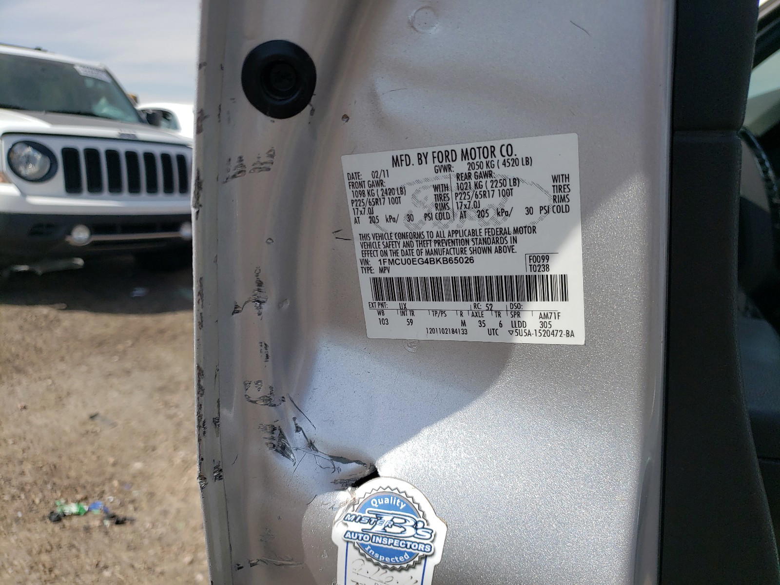 Photo 10 from auction – 2011 FORD ESCAPE LIM with VIN 1FMCU0EG4BKB65026