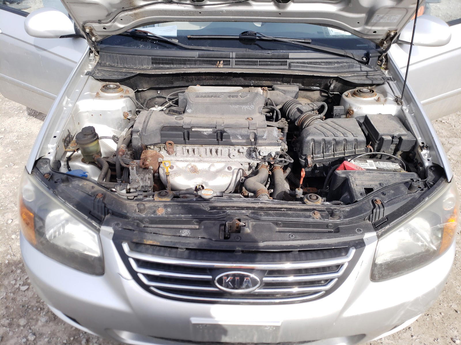 Photo 7 from auction – 2009 KIA SPECTRA EX with VIN KNAFE222495643146