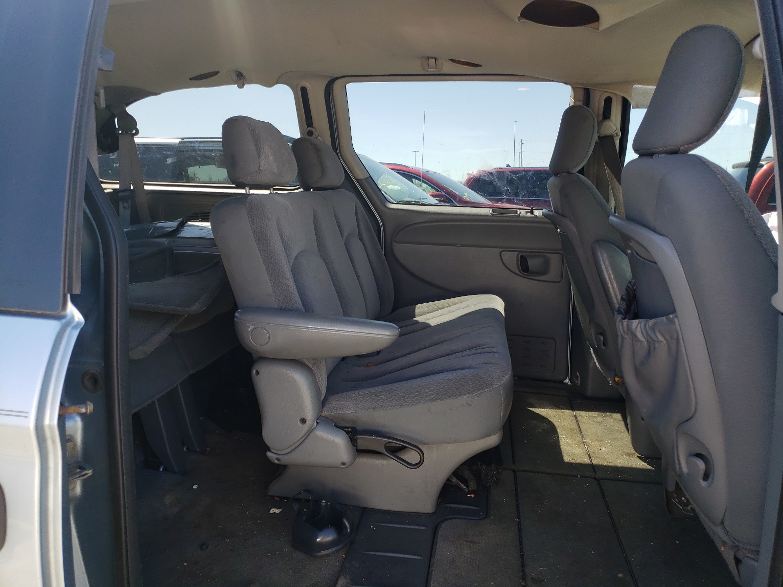 Photo 6 from auction – 2006 DODGE GRAND CARA with VIN 1D4GP24R76B511025