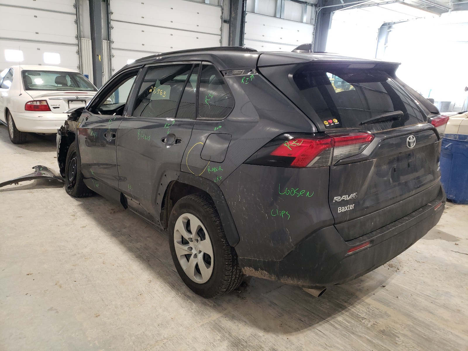 Photo 3 from auction – 2019 TOYOTA RAV4 LE with VIN 2T3G1RFV7KC022421
