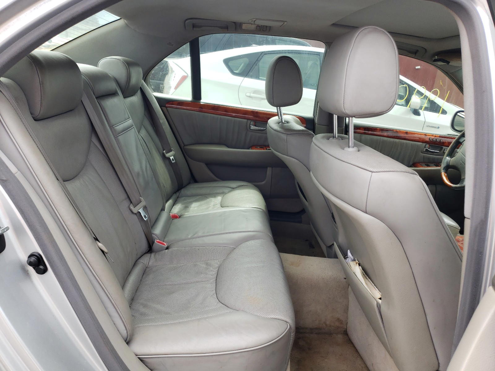 Photo 6 from auction – 2005 LEXUS LS 430 with VIN JTHBN36F650179111