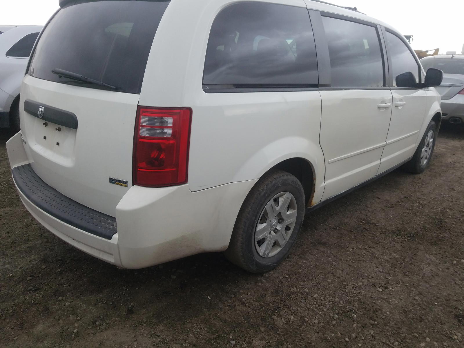 Photo 4 from auction – 2010 DODGE GRAND CARA with VIN 2D4RN4DE1AR465161