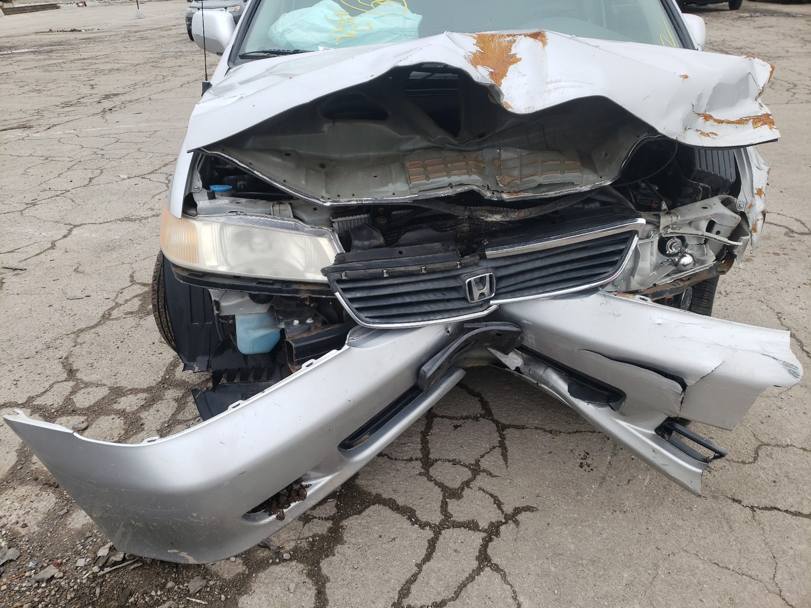 Photo 9 from auction – 2001 HONDA ODYSSEY with VIN 2HKRL18601H508020