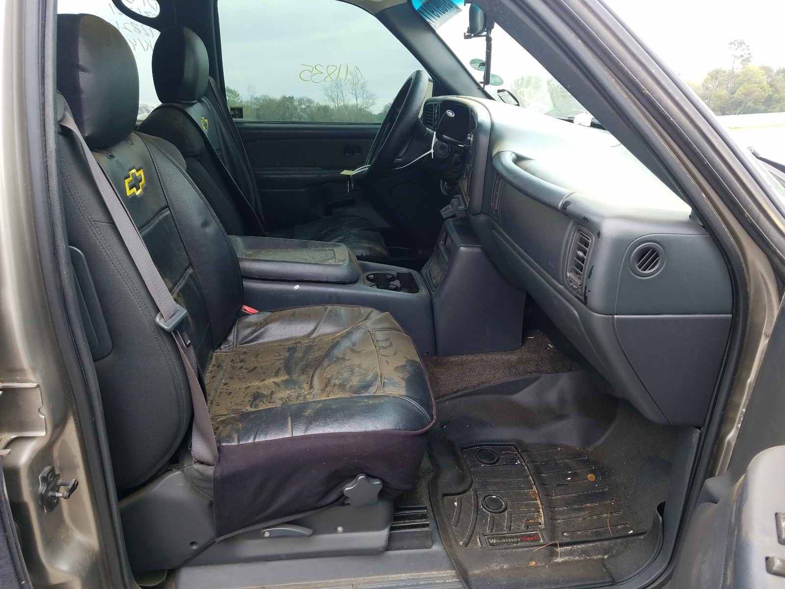 Photo 5 from auction – 2002 CHEVROLET AVALANCHE with VIN 3GNEK13T92G226426