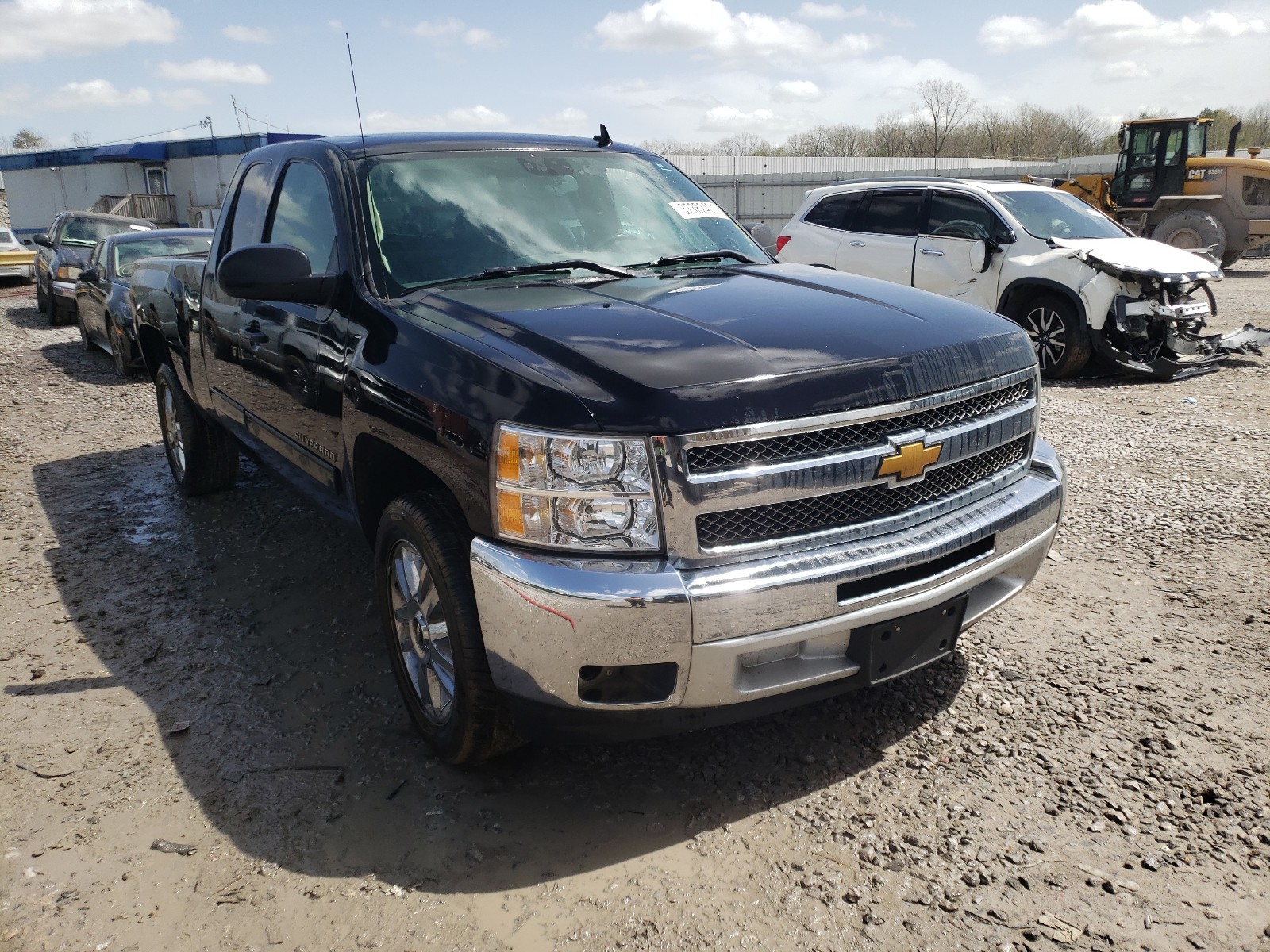 CHEVROLET SILVERADO 2013 with VIN 1GCRCSE07DZ319190 - Photo from auction
