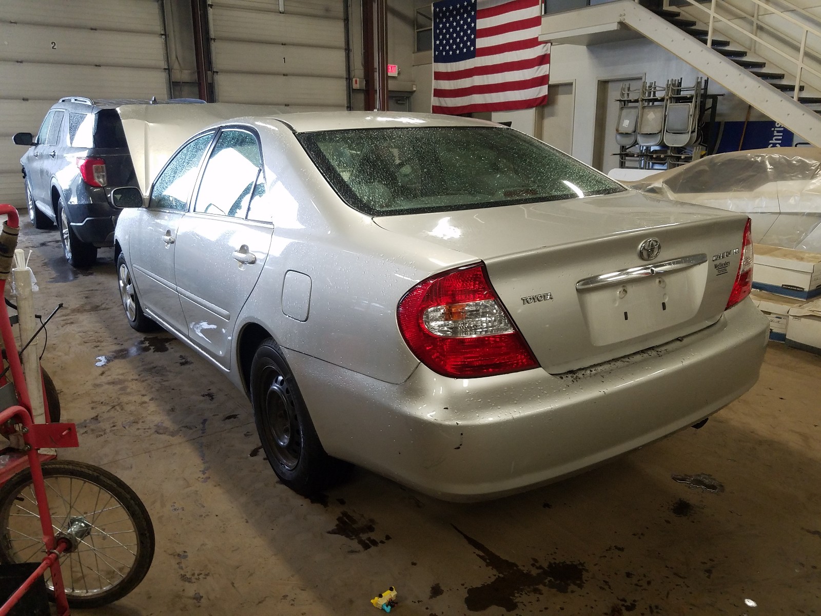 Photo 3 from auction – 2003 TOYOTA CAMRY LE with VIN 4T1BE32KX3U770189