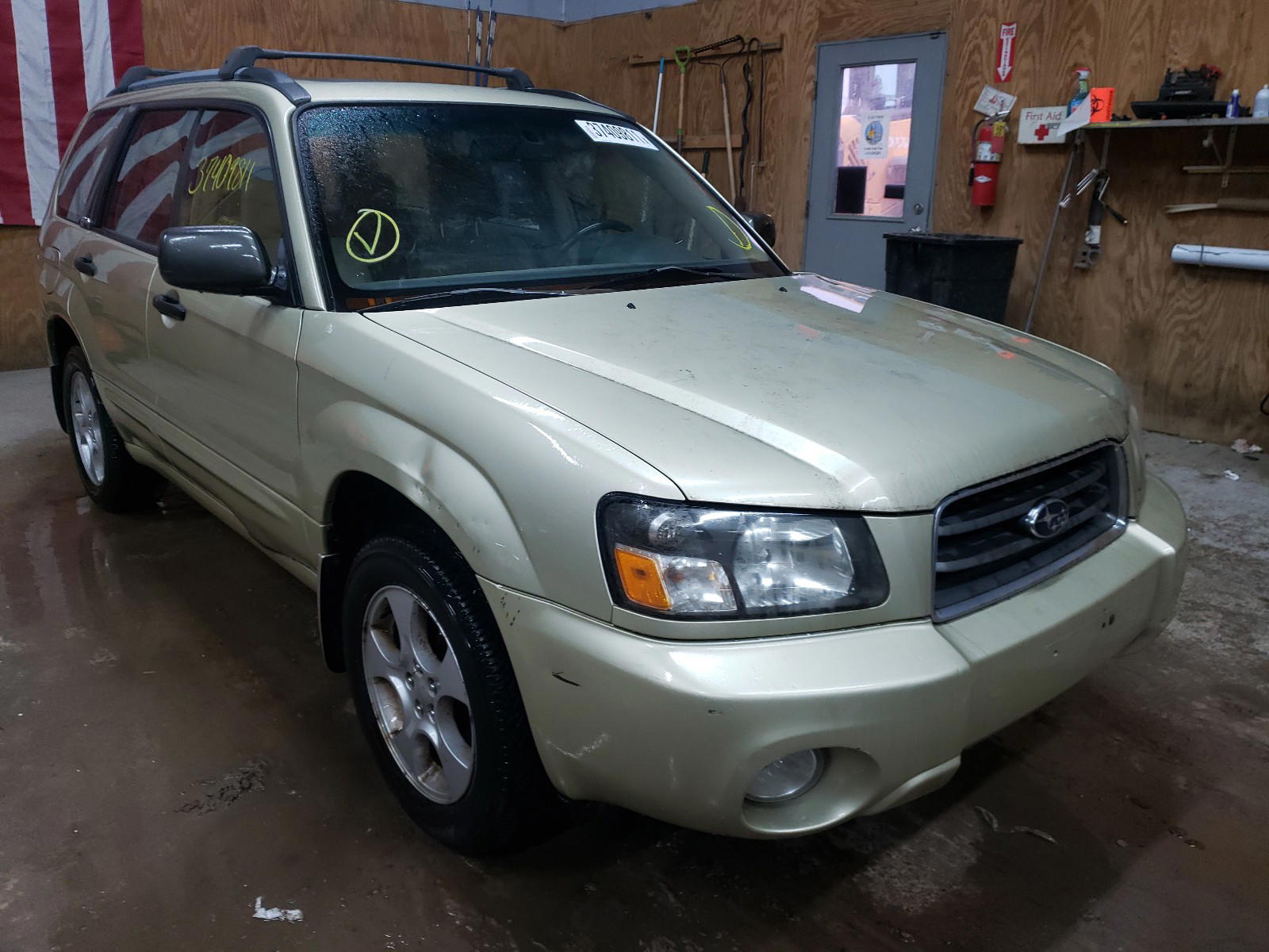 SUBARU FORESTER 2004 with VIN JF1SG65664G711015 - Photo from auction