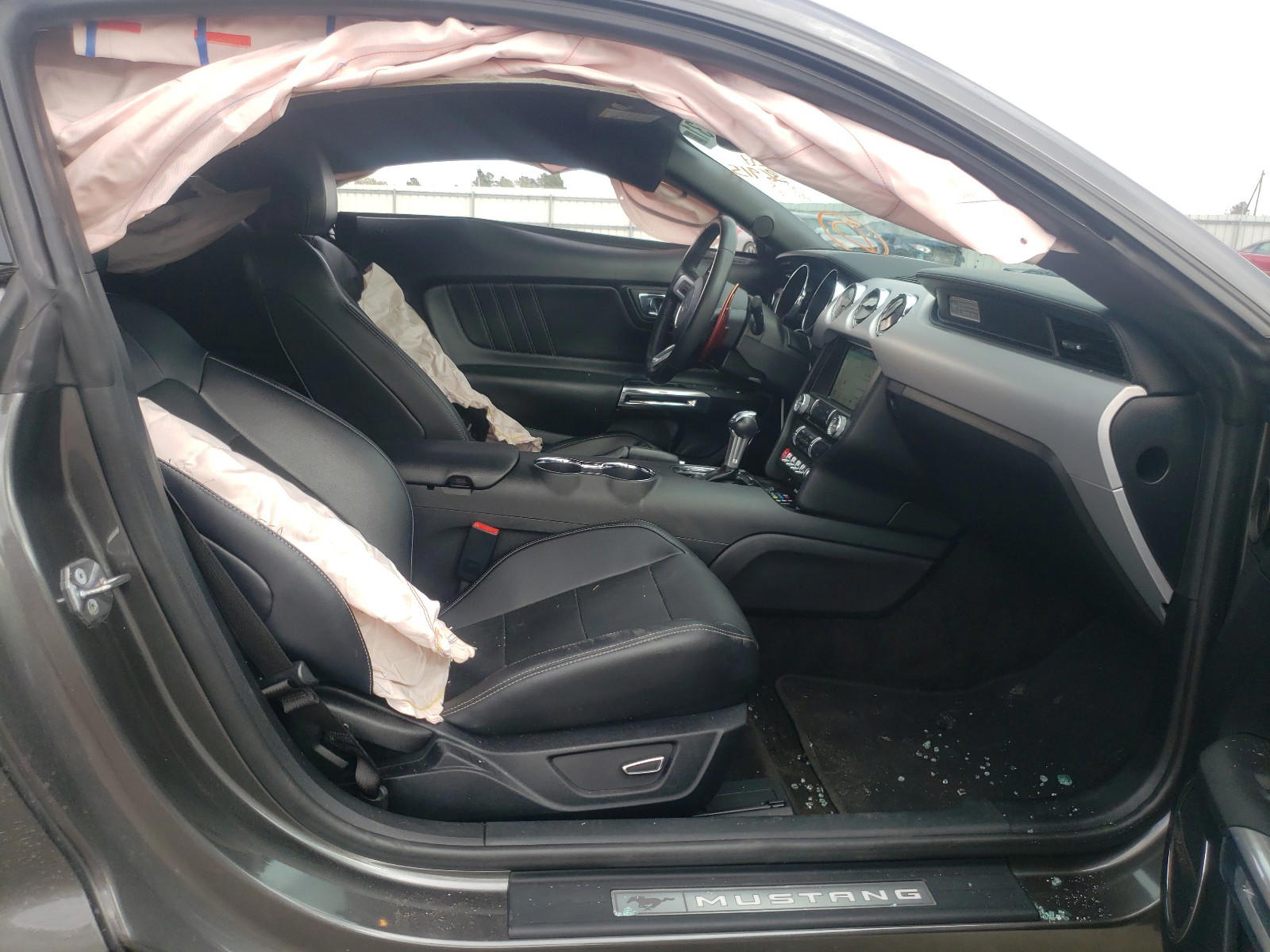 Photo 5 from auction – 2016 FORD MUSTANG with VIN 1FA6P8TH9G5210895