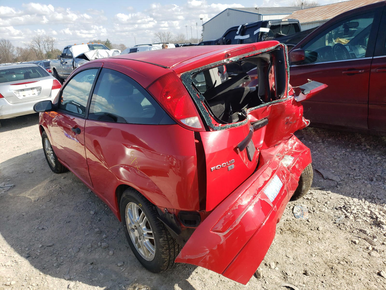 Photo 3 from auction – 2006 FORD FOCUS with VIN 1FAFP31N46W152506