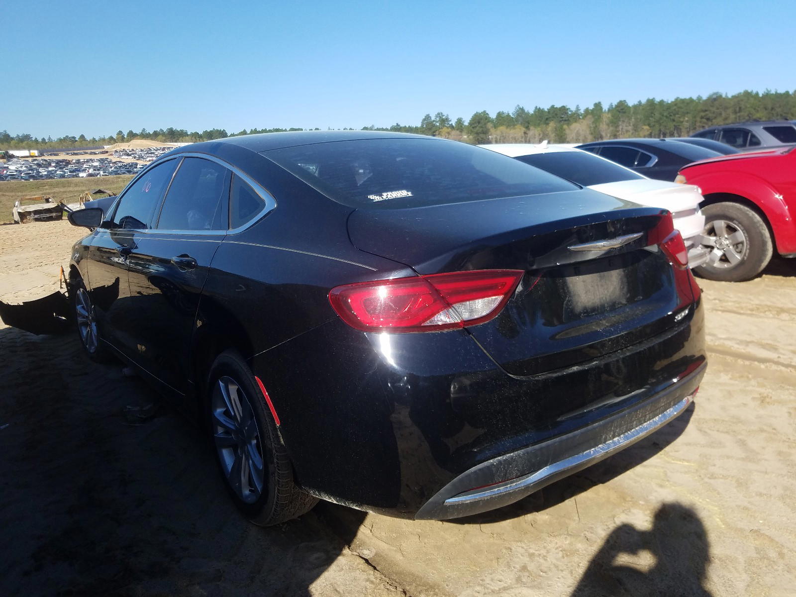 Photo 3 from auction – 2015 CHRYSLER 200 LIMITE with VIN 1C3CCCAB6FN653194