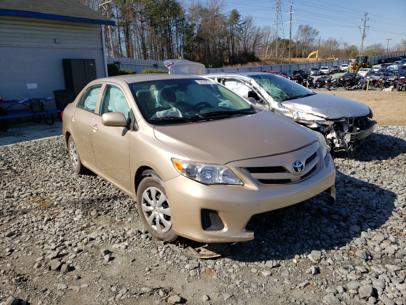 TOYOTA COROLLA BA 2013 z numerem VIN 5YFBU4EE1DP183879 - Zdjęcie z aukcji