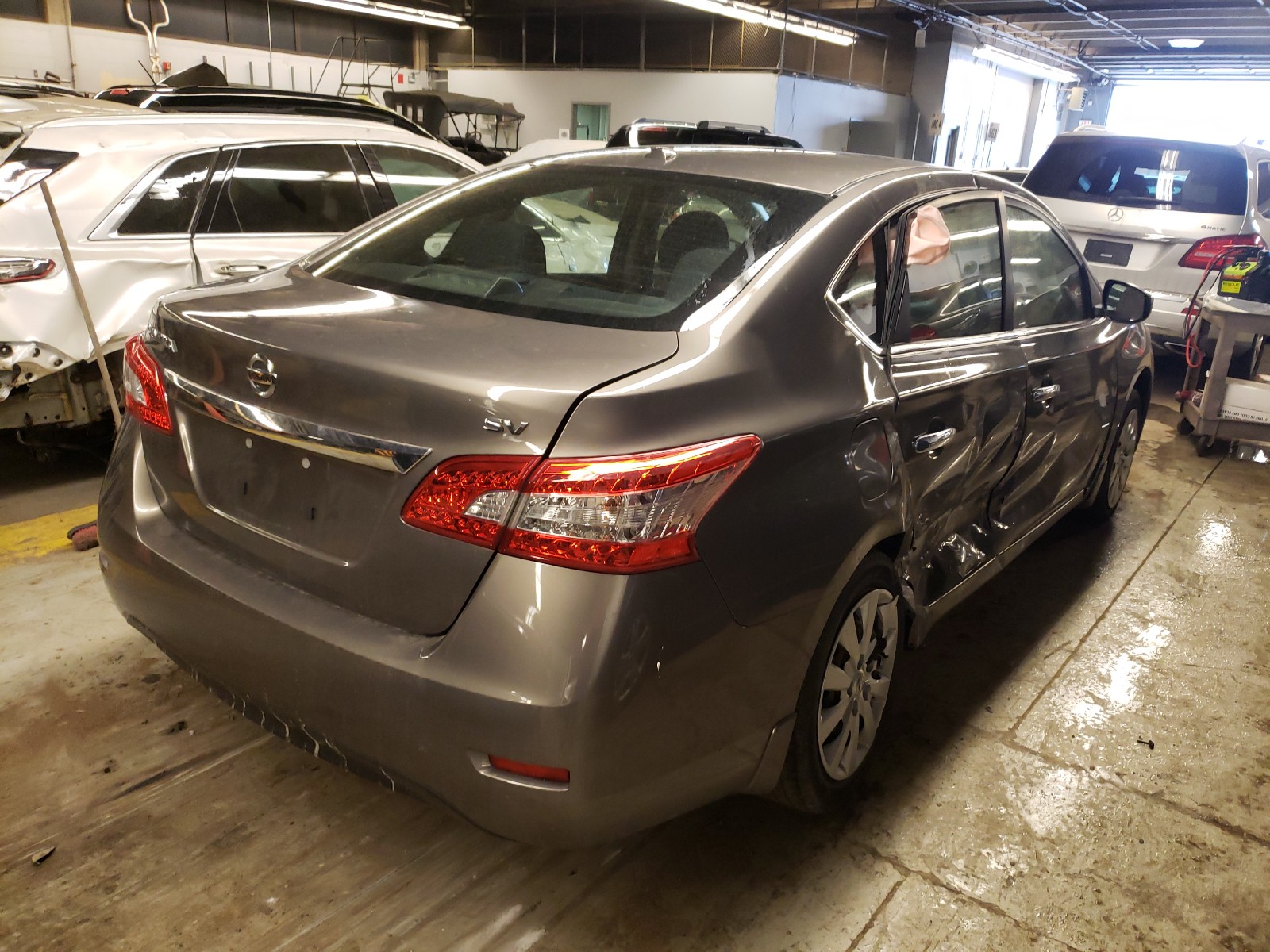 Photo 4 from auction – 2015 NISSAN SENTRA S with VIN 3N1AB7AP3FL679408