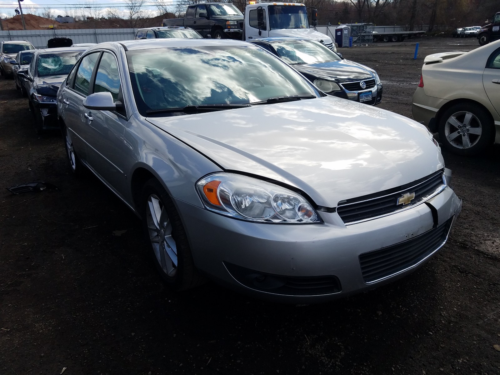 CHEVROLET IMPALA LTZ 2008 with VIN 2G1WU583281238564 - Photo from auction