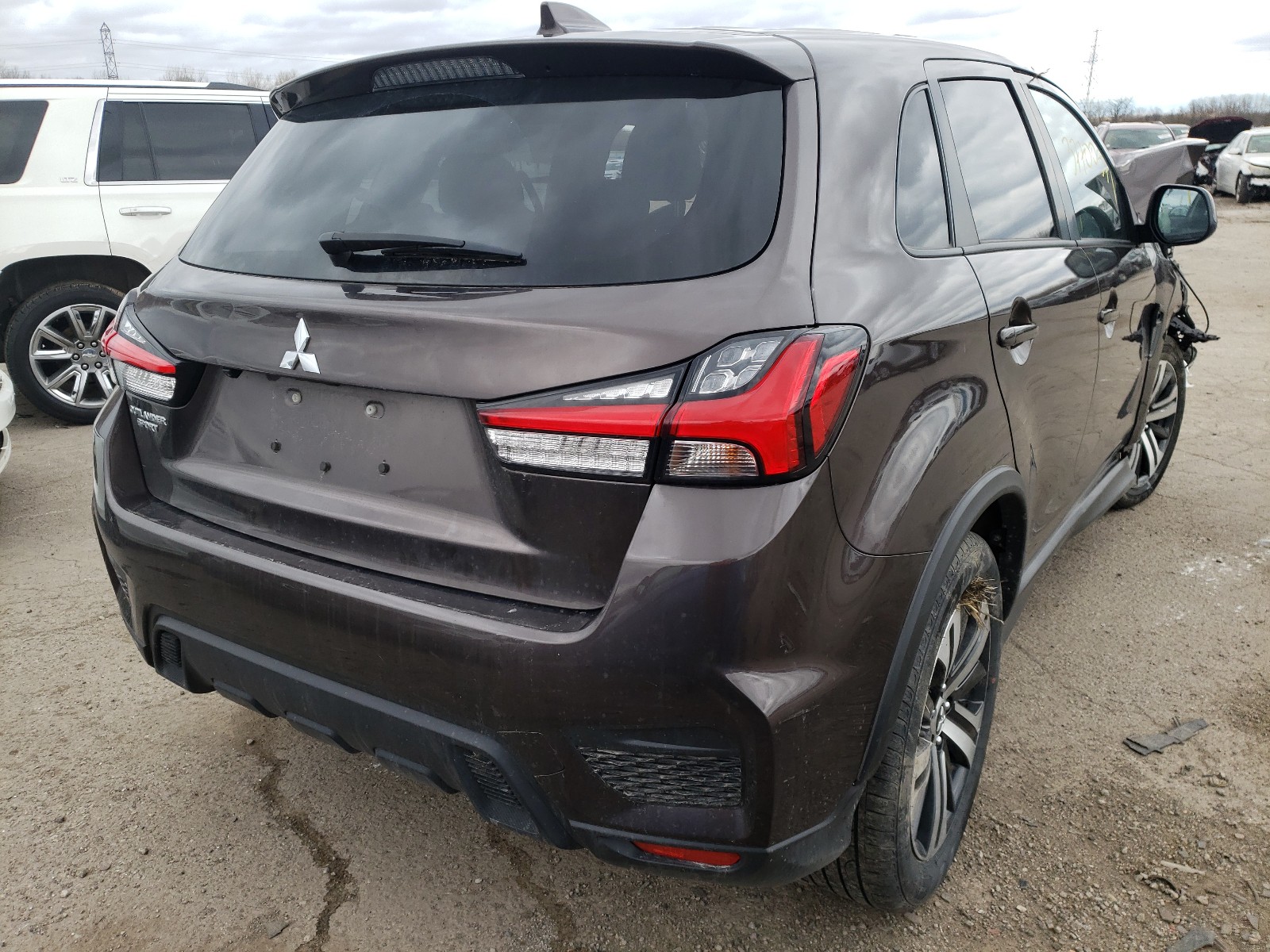Photo 4 from auction – 2020 MITSUBISHI OUTLANDER with VIN JA4AP3AU8LU016988