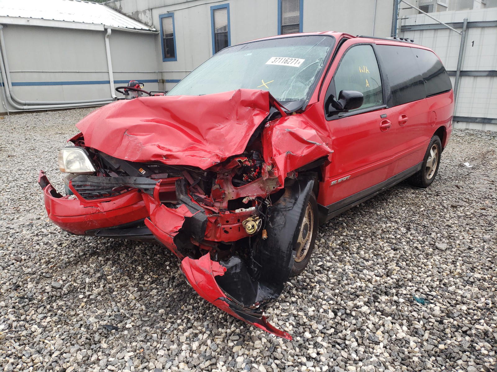 Photo 2 from auction – 2001 FORD WINDSTAR S with VIN 2FMZA57401BA10016
