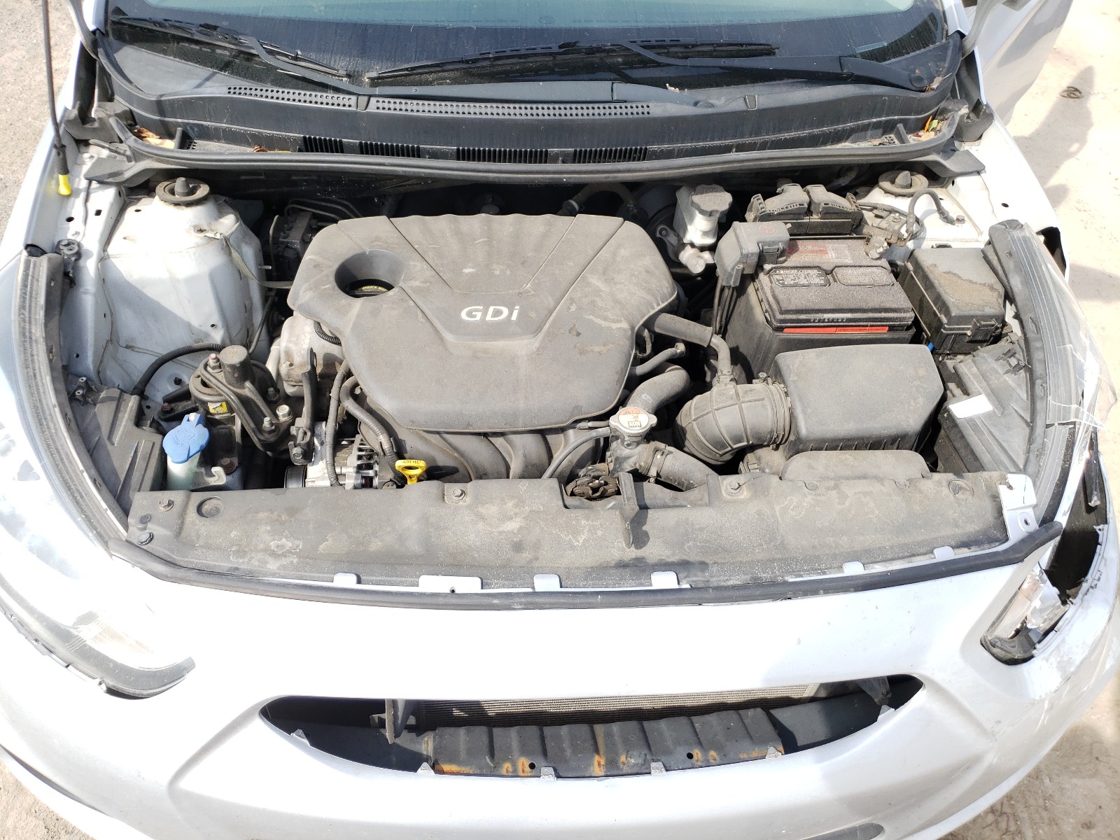 Photo 7 from auction – 2014 HYUNDAI ACCENT GLS with VIN KMHCT4AE4EU627074