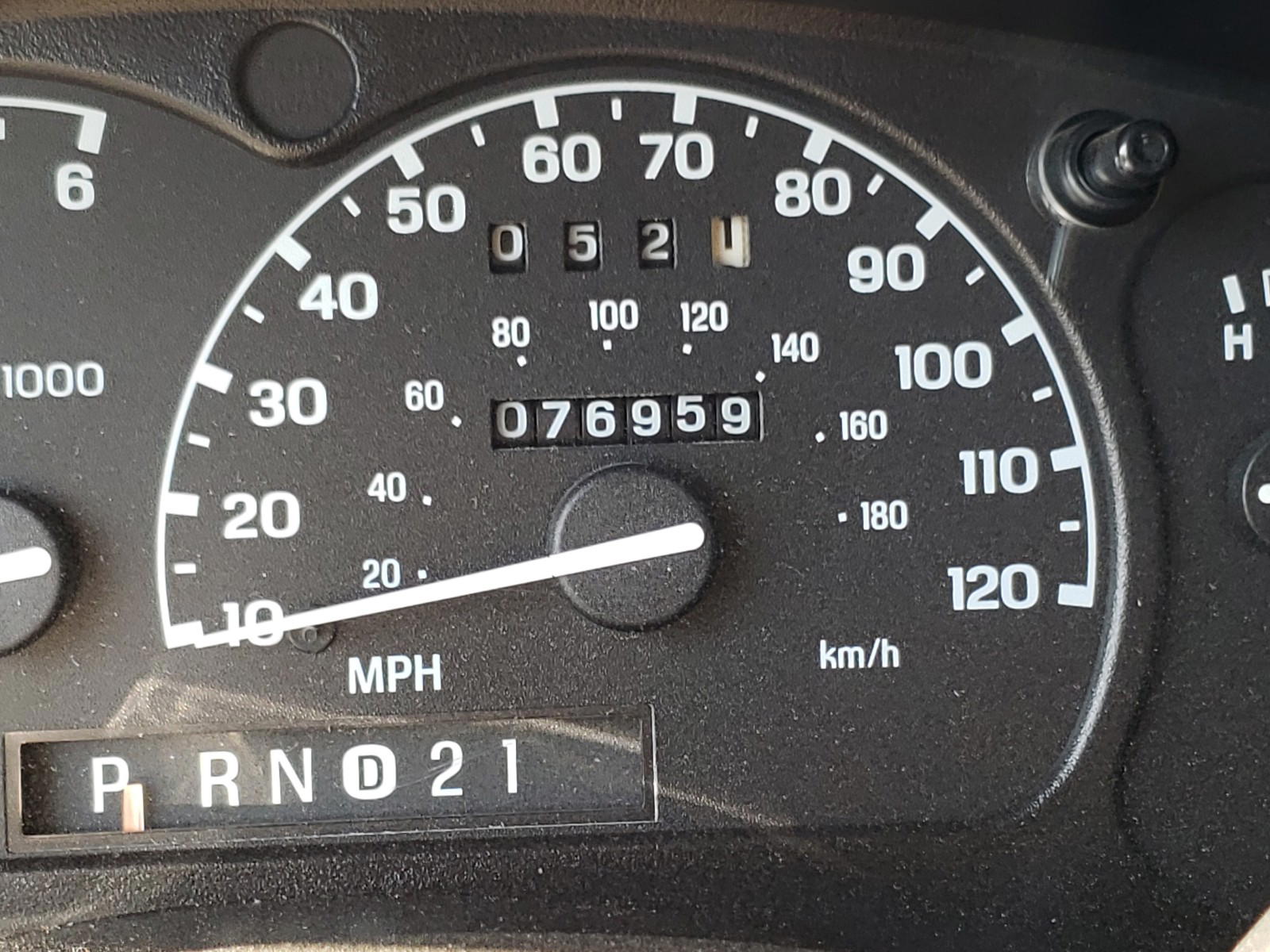 Photo 8 from auction – 2000 FORD EXPLORER E with VIN 1FMDU64P3YZA74919