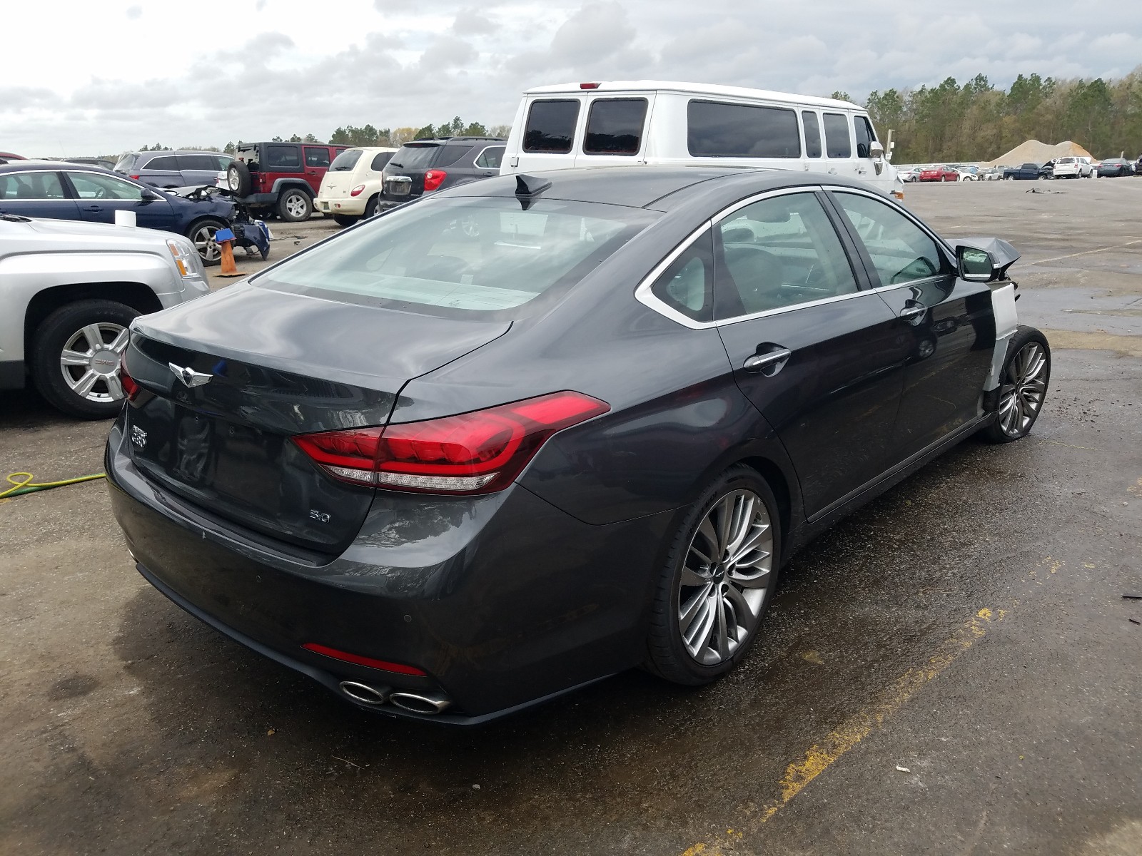 Photo 4 from auction – 2017 GENESIS G80 ULTIMA with VIN KMHGN4JF6HU211097