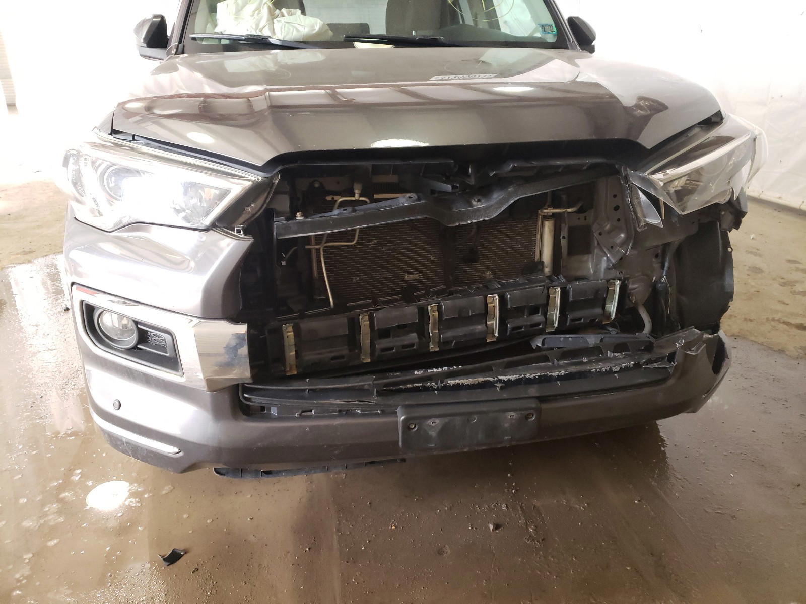 Photo 9 from auction – 2014 TOYOTA 4RUNNER SR with VIN JTEBU5JR0E5201314