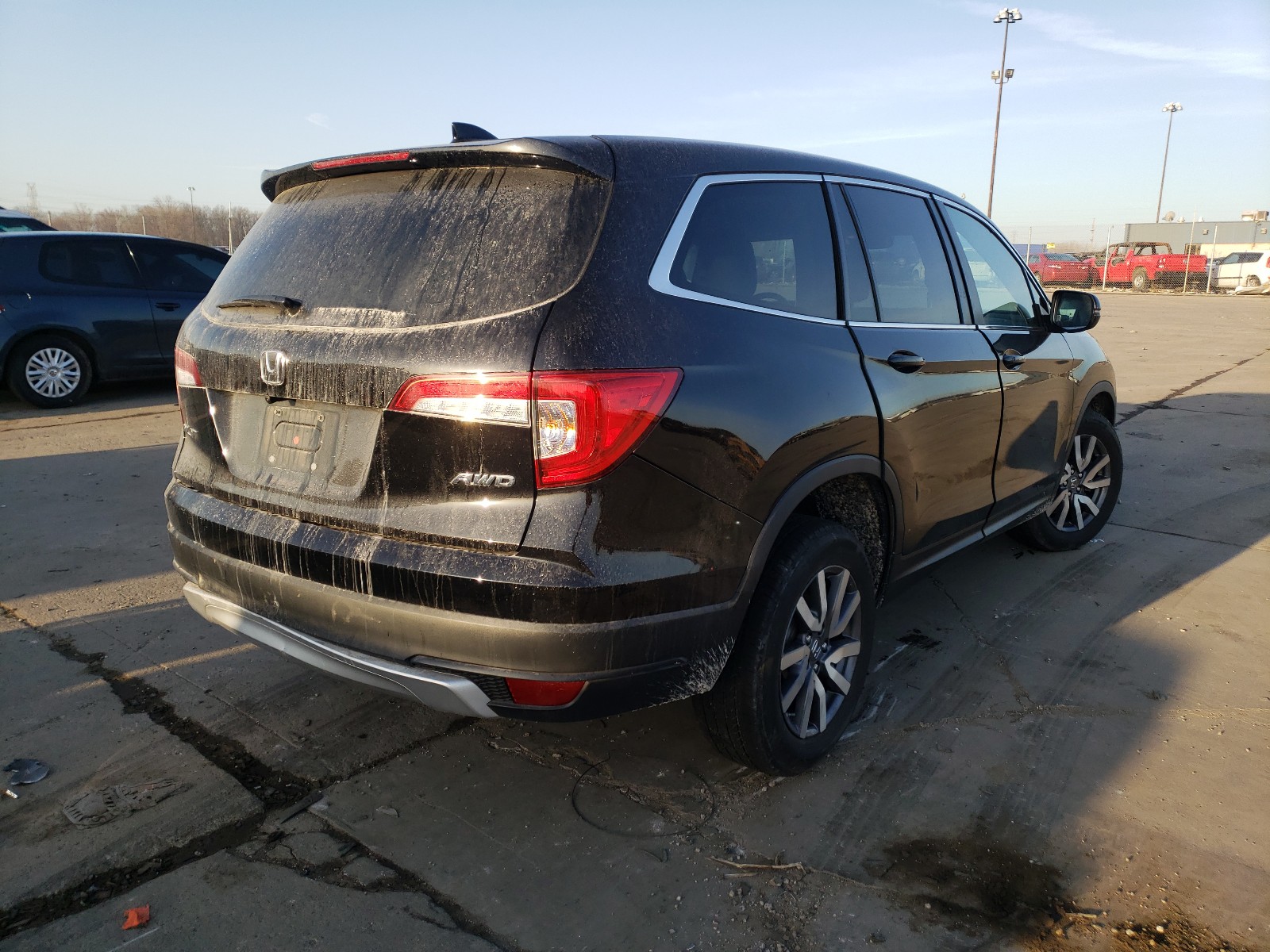 Photo 4 from auction – 2020 HONDA PILOT EXL with VIN 5FNYF6H57LB025746