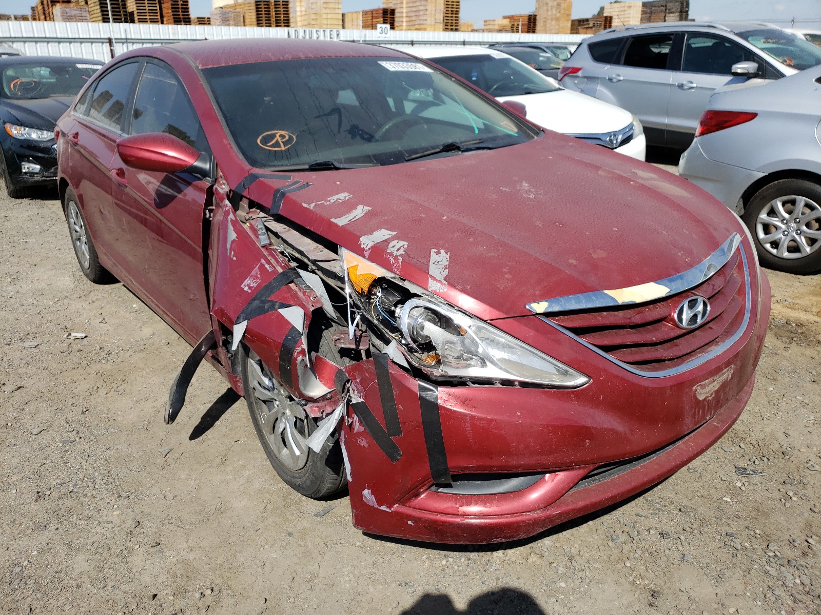 Фото 1 с аукциона – 2012 HYUNDAI SONATA GLS с VIN 5NPEB4AC8CH406597