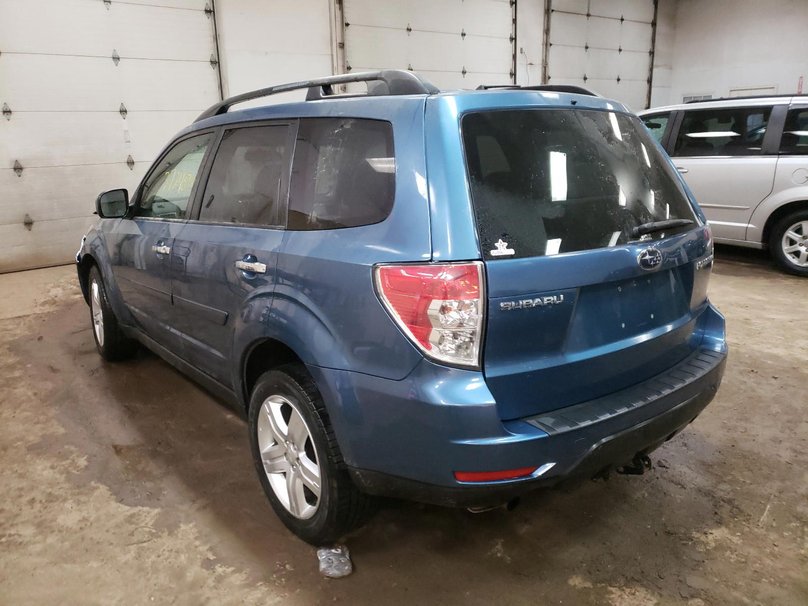 Photo 3 from auction – 2009 SUBARU FORESTER 2 with VIN JF2SH63689G743449