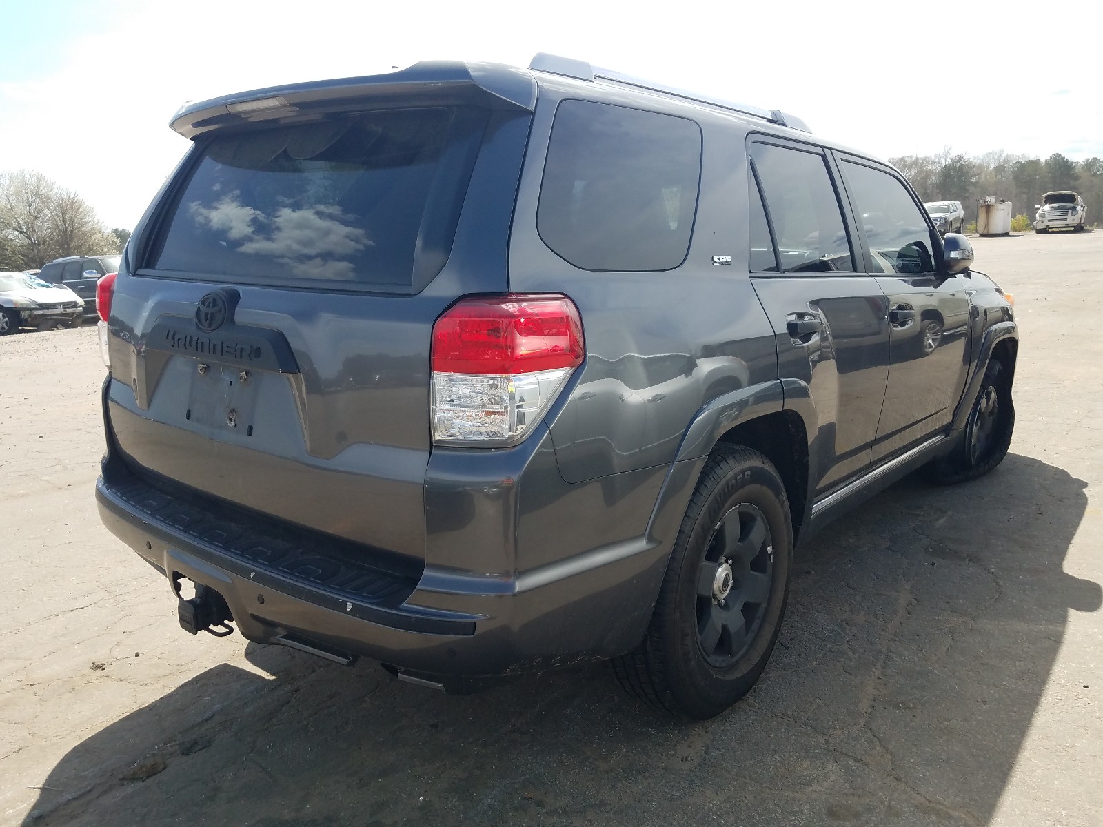 Photo 4 from auction – 2010 TOYOTA 4RUNNER SR with VIN JTEZU5JR9A5007390