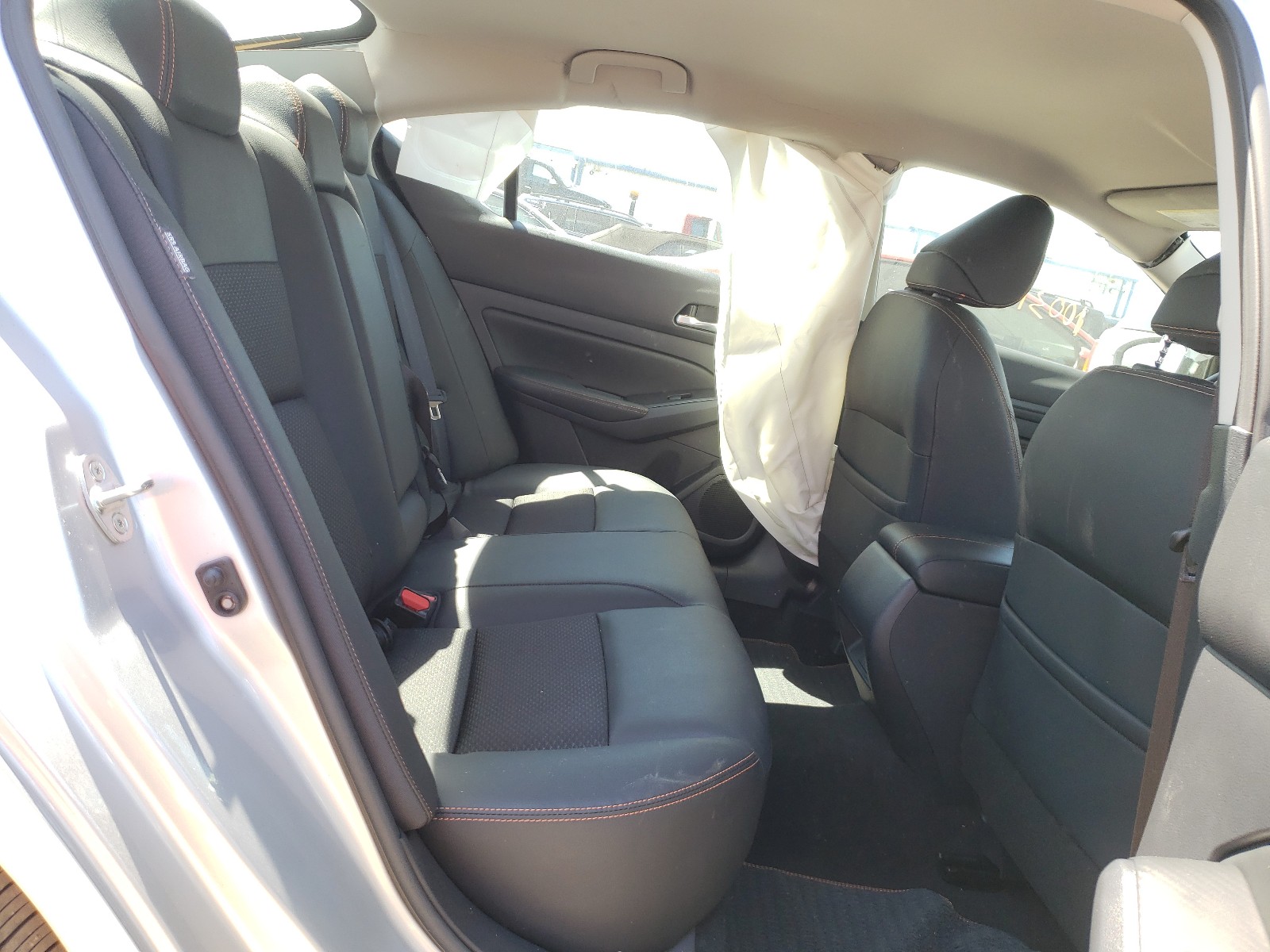 Photo 6 from auction – 2020 NISSAN ALTIMA SR with VIN 1N4BL4CV2LC247625