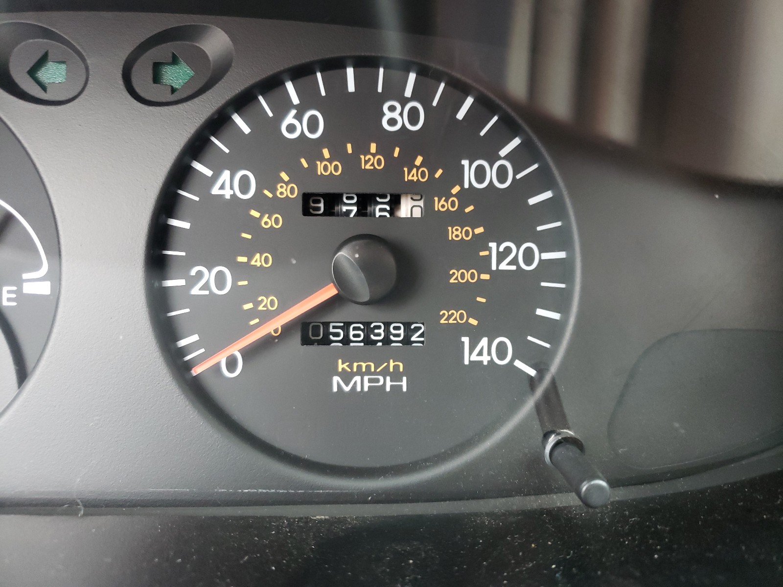Photo 8 from auction – 1998 HYUNDAI ELANTRA with VIN KMHJF24M5WU692149