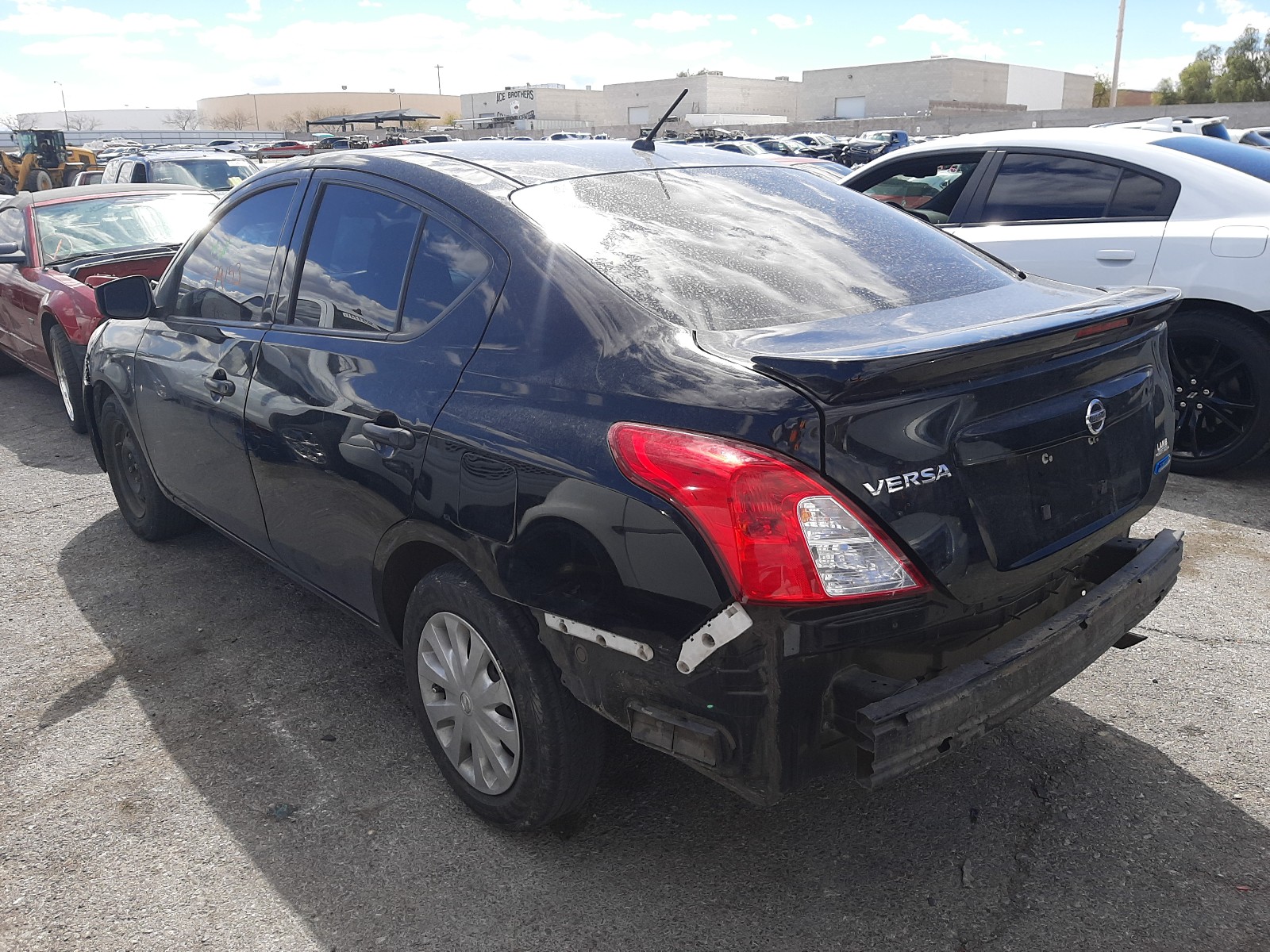 Photo 3 from auction – 2015 NISSAN VERSA S with VIN 3N1CN7AP0FL934032