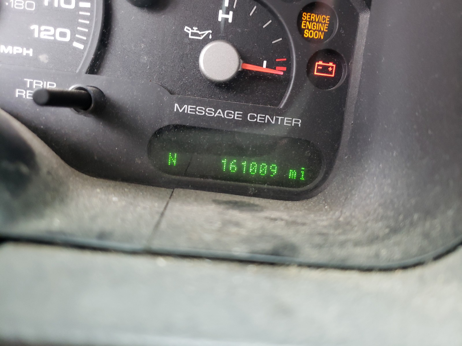 Foto 8 de la subasta – 2005 FORD EXPLORER con VIN 1FMZU63K85UA20634