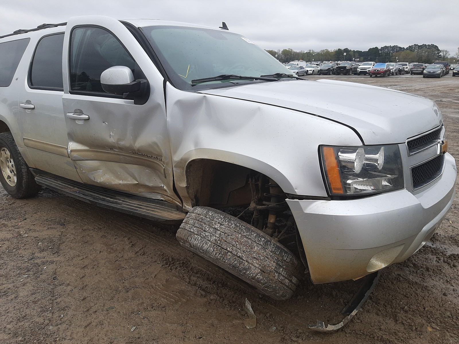 Photo 9 from auction – 2014 CHEVROLET SUBURBAN C with VIN 1GNSCJE02ER198525