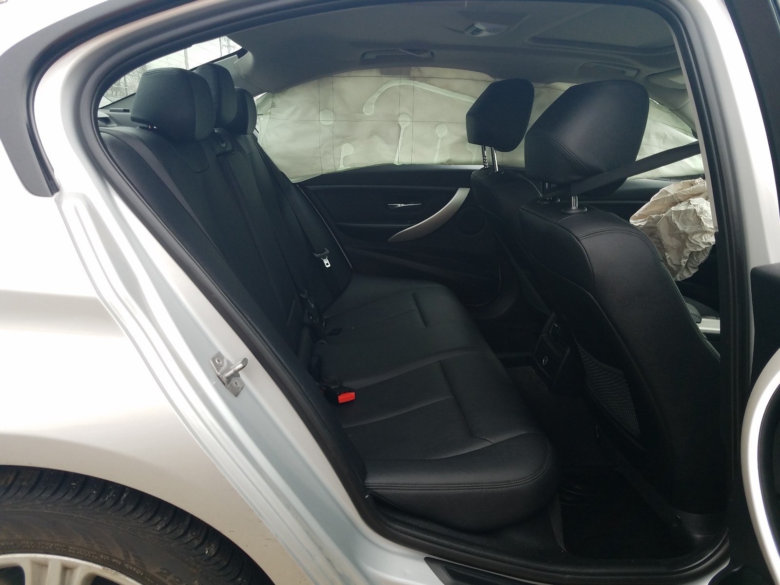 Photo 6 from auction – 2014 BMW 320 I XDRI with VIN WBA3C3G55ENR25694