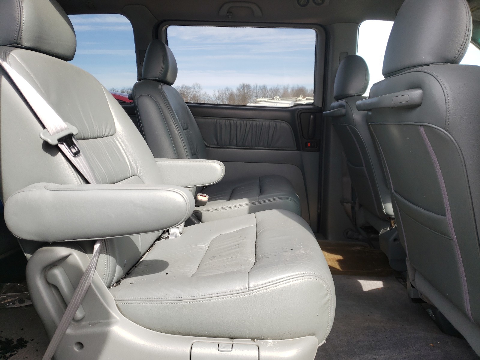 Photo 6 from auction – 2004 HONDA ODYSSEY EX with VIN 5FNRL18934B038658