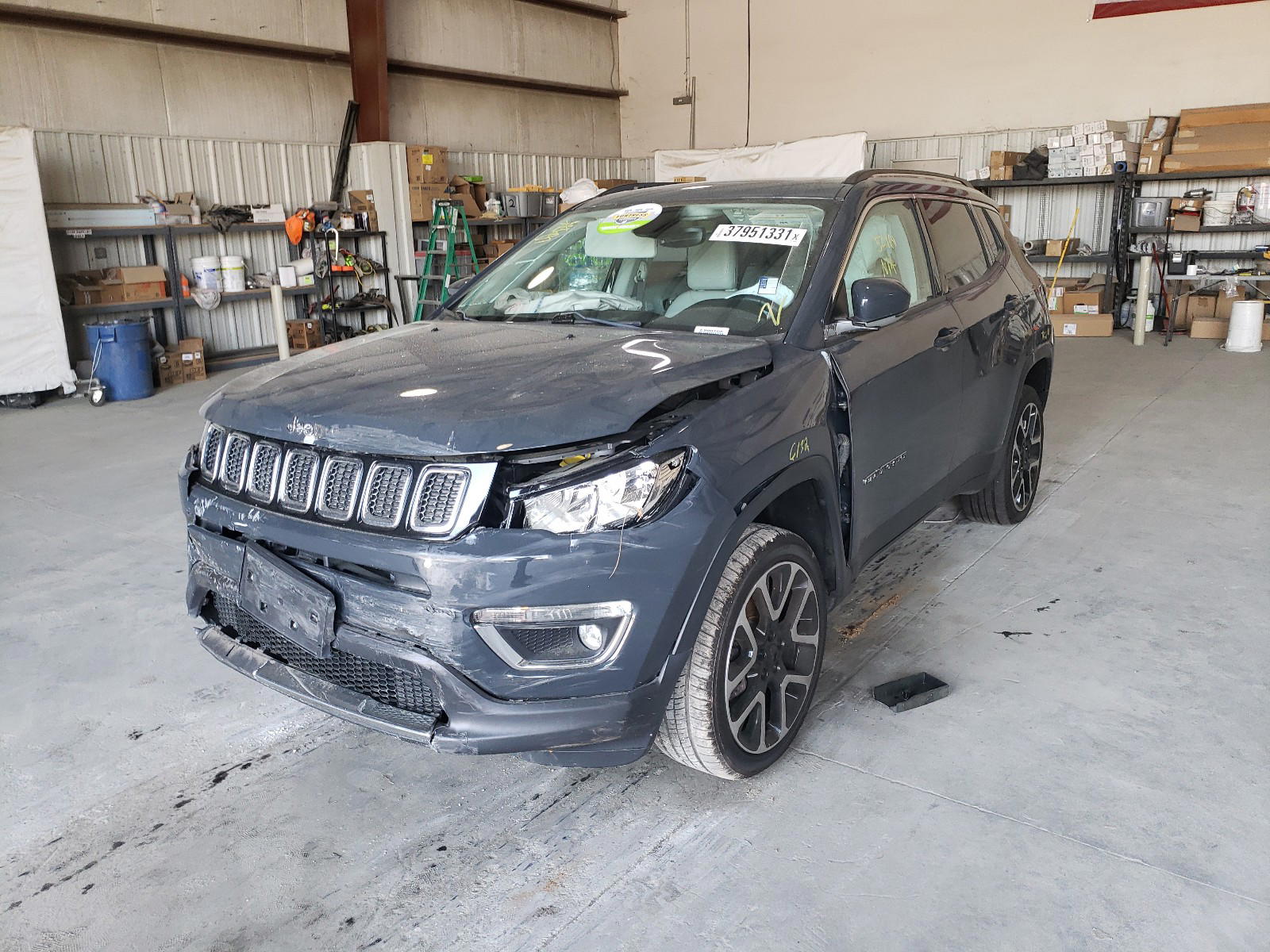Photo 2 from auction – 2017 JEEP COMPASS LI with VIN 3C4NJDCB9HT639905