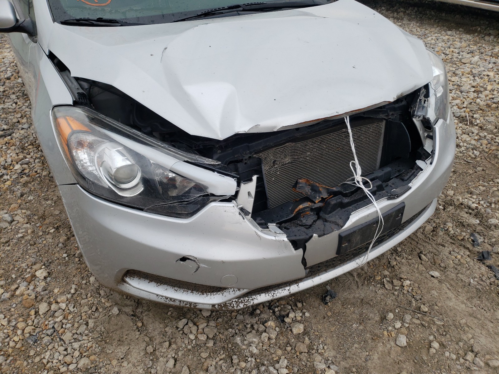 Photo 9 from auction – 2016 KIA FORTE LX with VIN KNAFK4A61G5535704