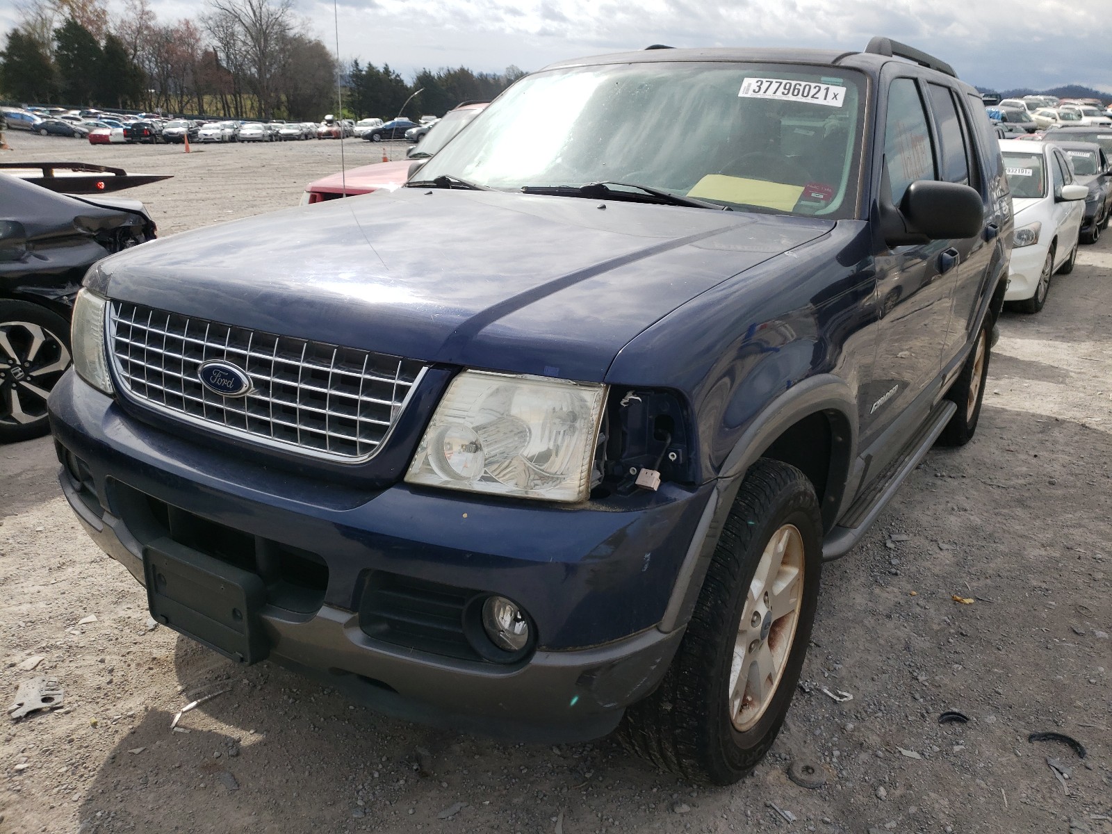 Foto 2 de la subasta – 2005 FORD EXPLORER con VIN 1FMZU63K85UA20634