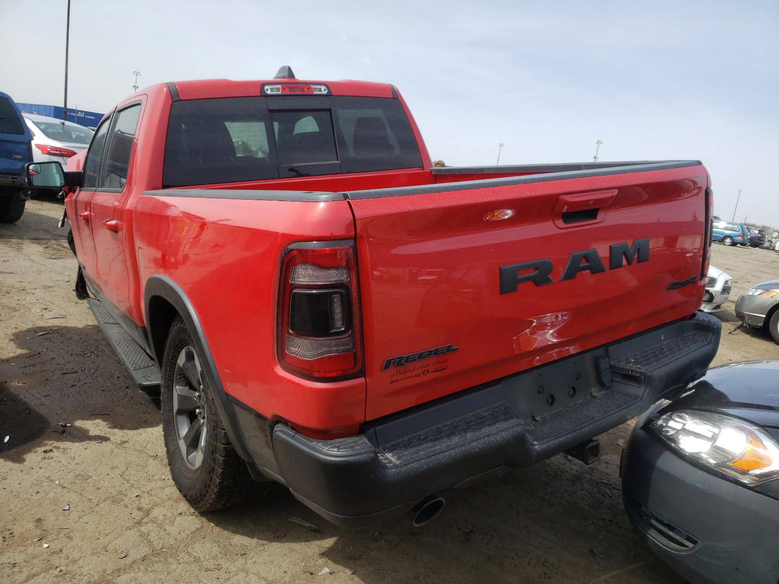 Photo 3 from auction – 2019 DODGE RAM 1500 with VIN 1C6SRFLT0KN676131