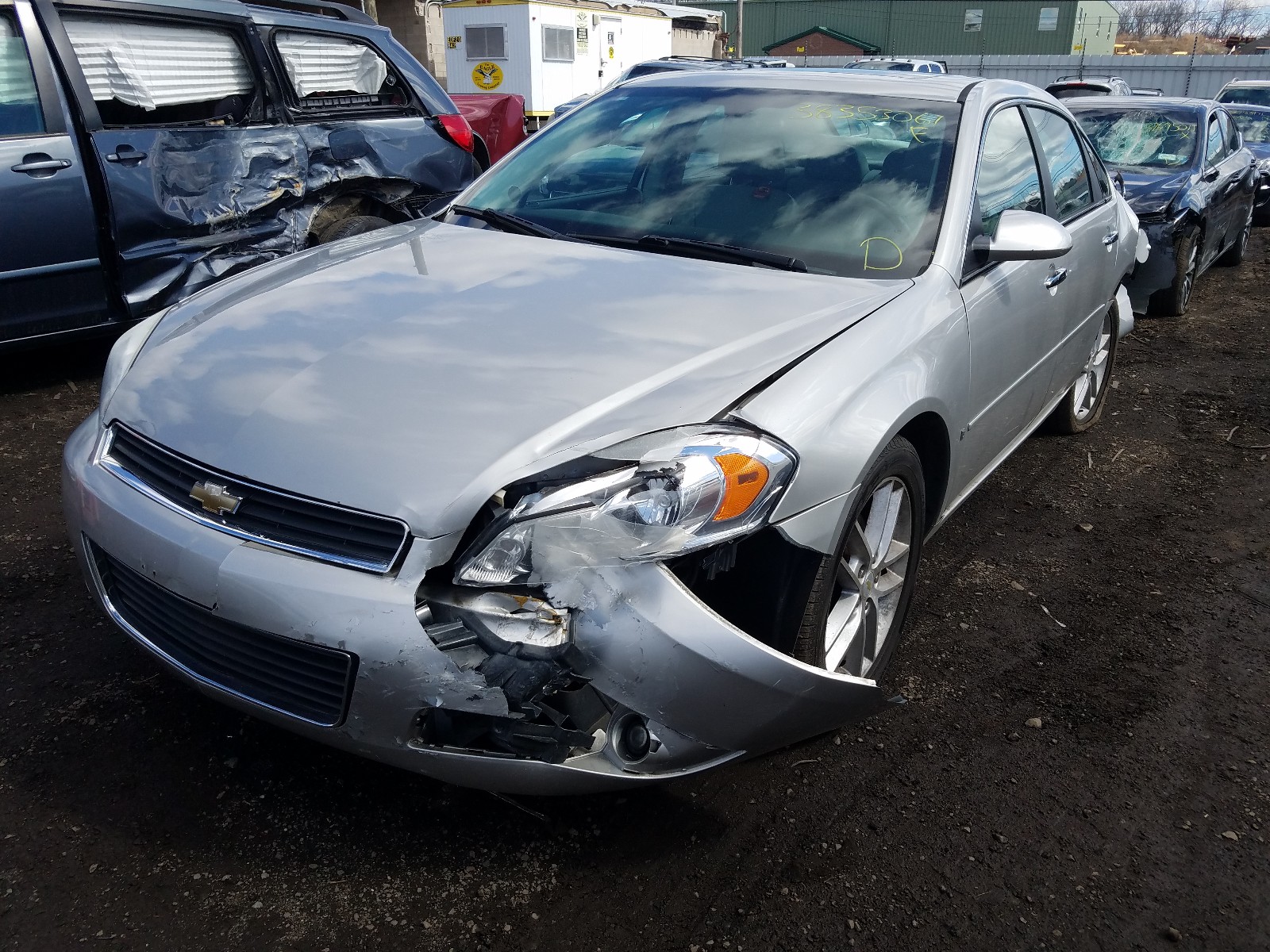 Photo 2 from auction – 2008 CHEVROLET IMPALA LTZ with VIN 2G1WU583281238564