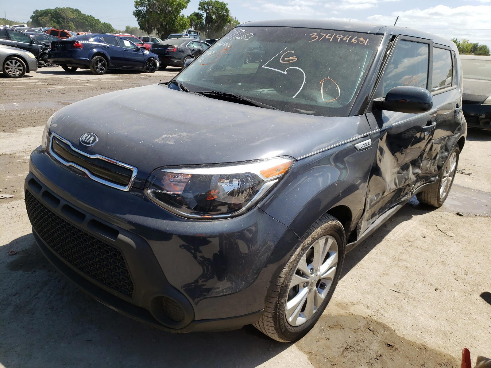 Photo 2 from auction – 2015 KIA SOUL with VIN KNDJP3A59F7194460
