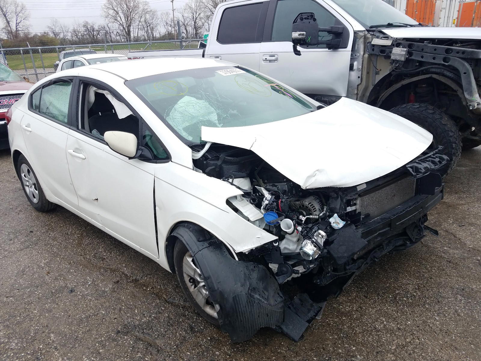 KIA FORTE LX 2017 with VIN 3KPFK4A74HE106347 - Photo from auction