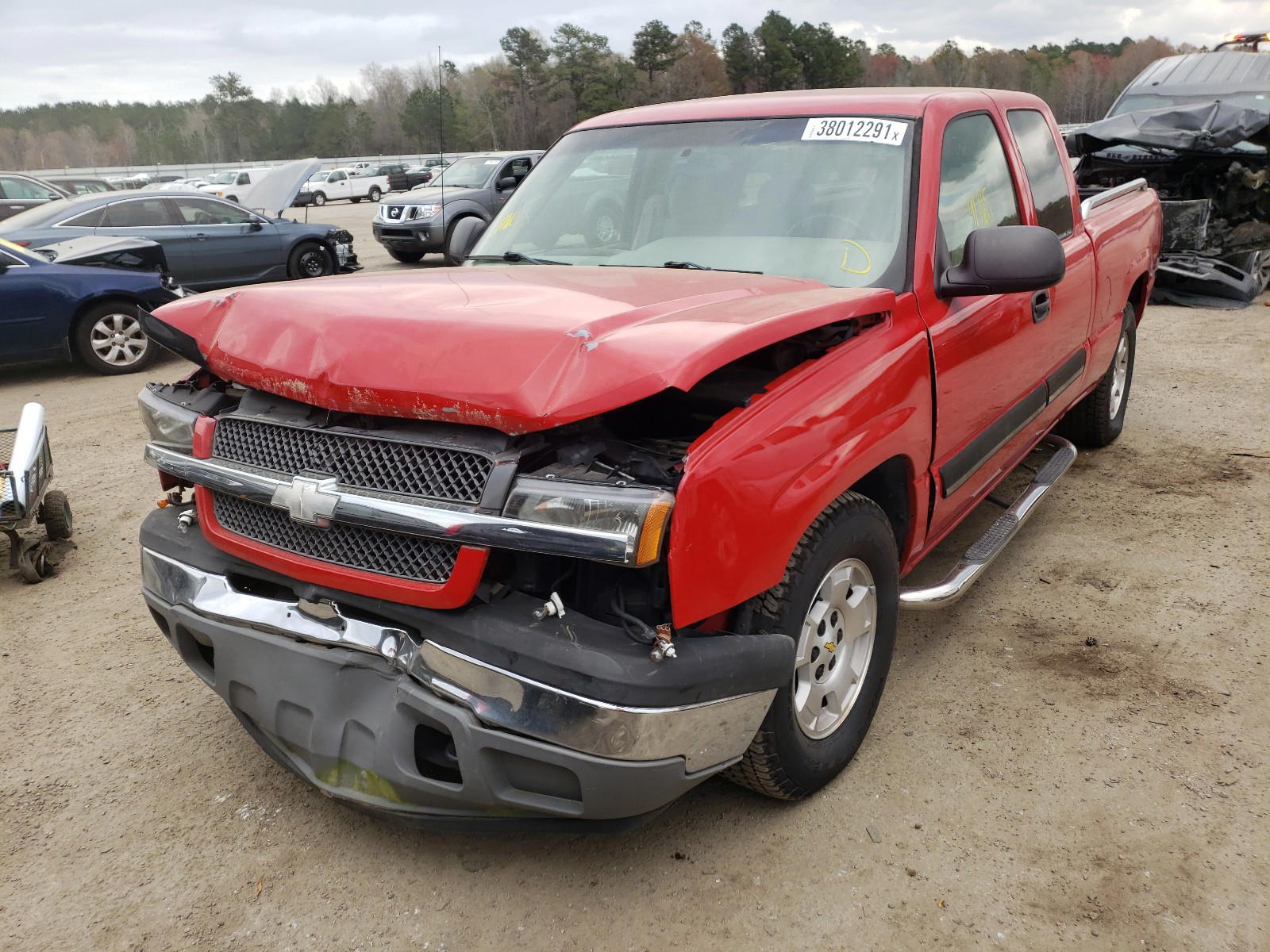 Photo 2 from auction – 2005 CHEVROLET SILVERADO with VIN 2GCEC19T651151923