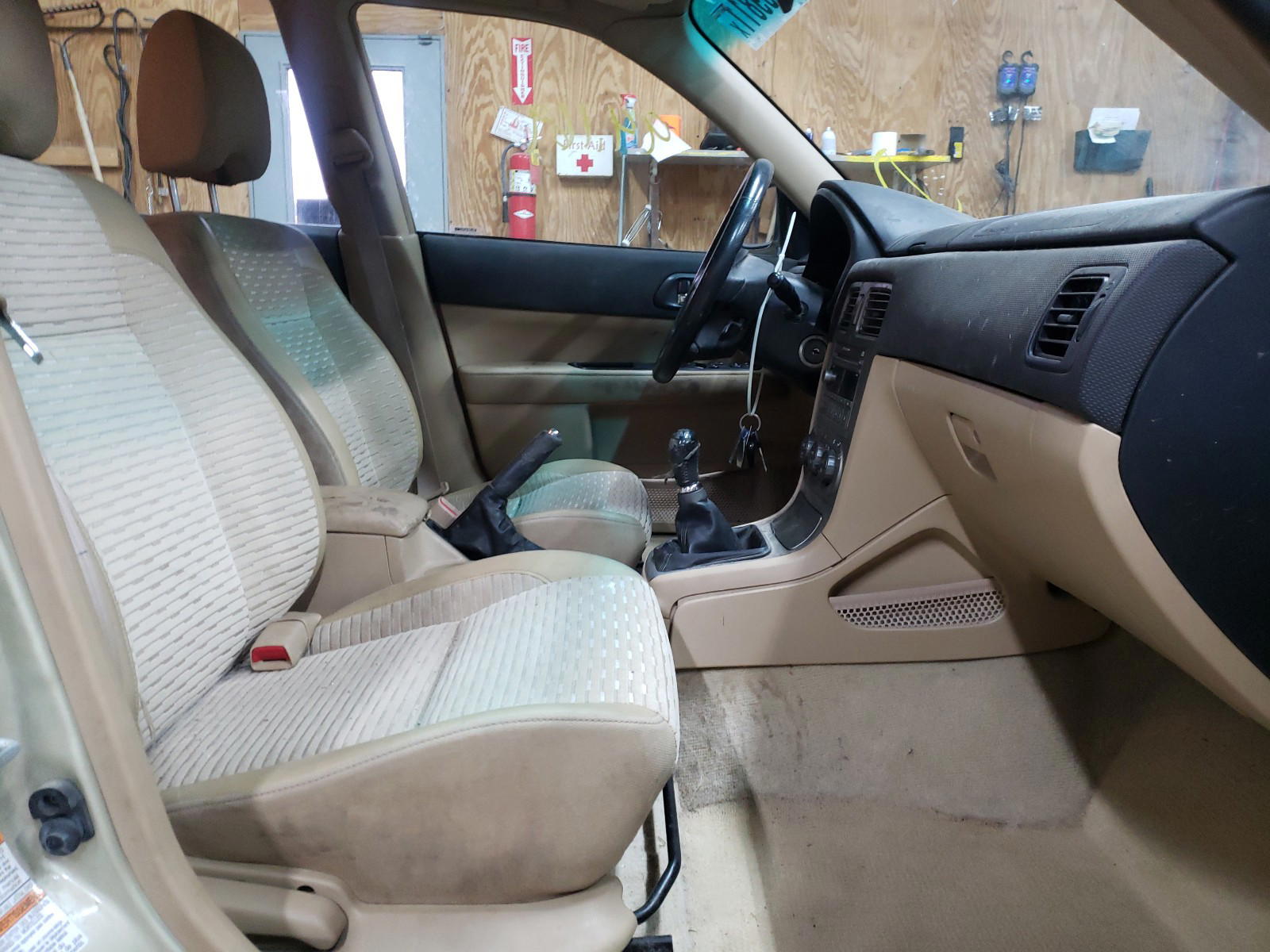 Photo 5 from auction – 2004 SUBARU FORESTER with VIN JF1SG65664G711015